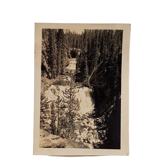 Vtg B&W Original Photo 1940s Found Side View of Beautiful Waterfall Snapshot - Picture 1 of 4